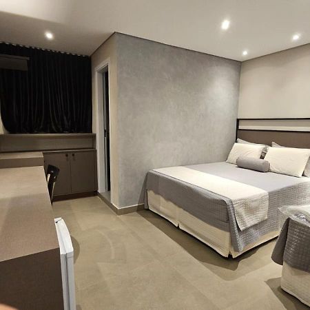 Hotel Contorno Sul Куритиба Екстериор снимка
